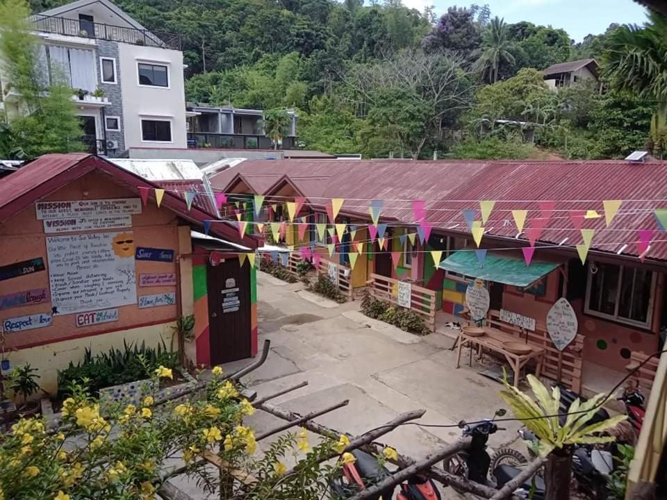 Sun Valley Hostel Ель-Нідо Екстер'єр фото