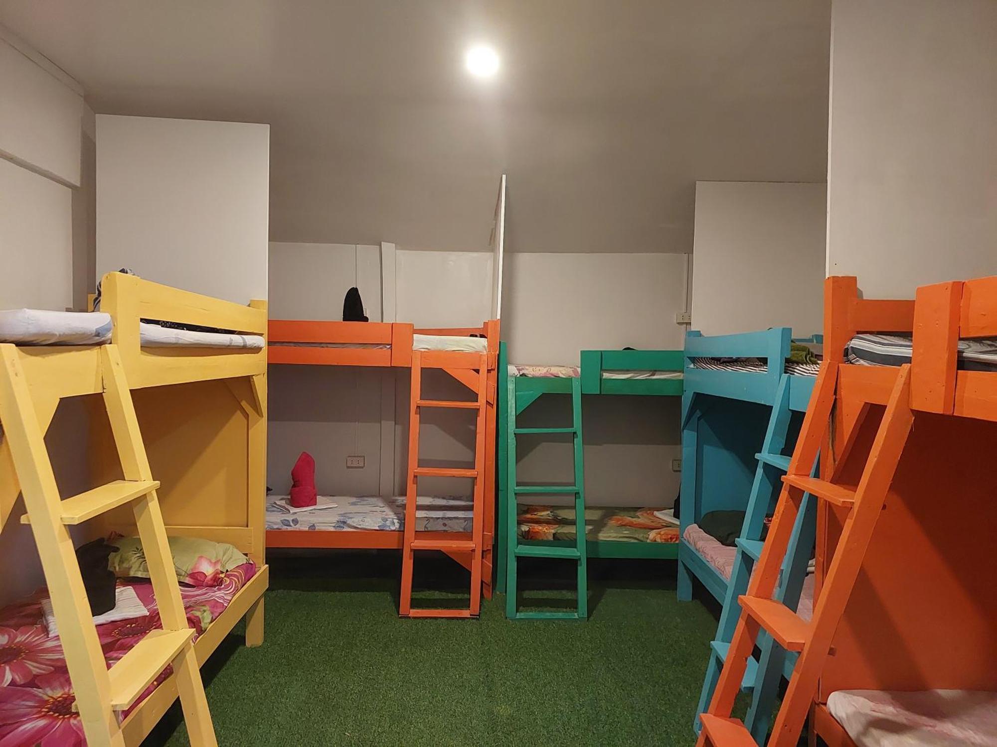 Sun Valley Hostel Ель-Нідо Екстер'єр фото